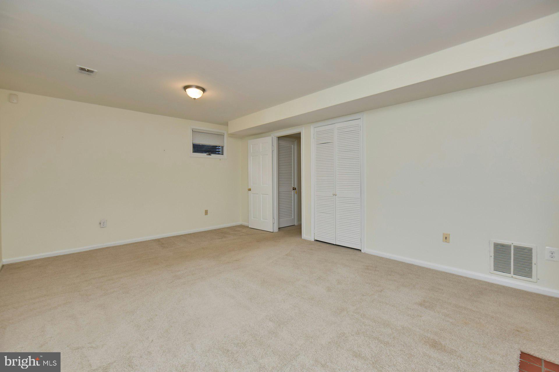 1120 Kensington Road McLean, VA 22101 - Photo 29 of 47 a view of an empty room