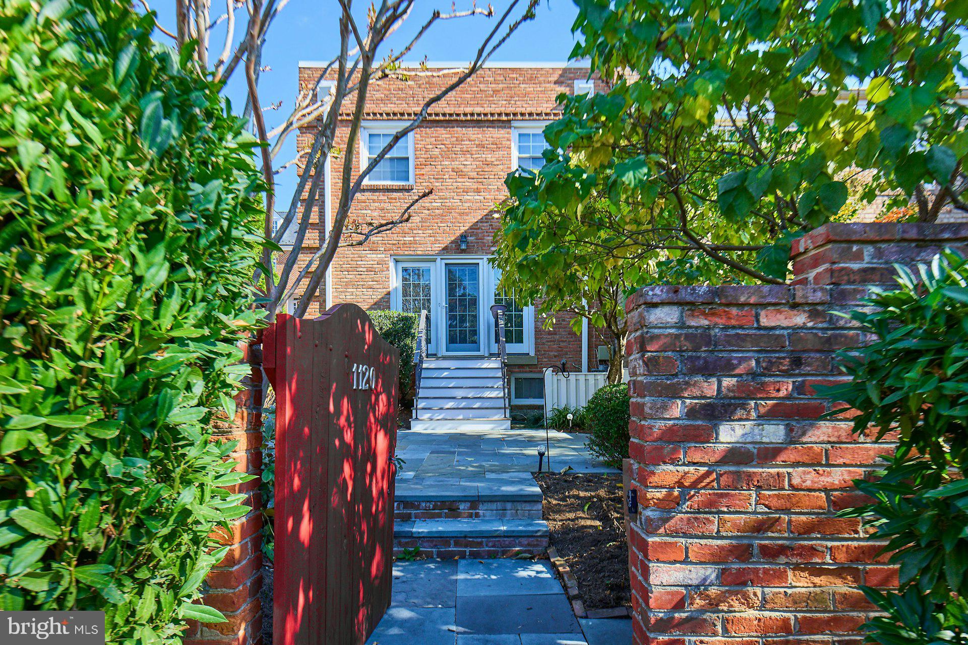 1120 Kensington Road McLean, VA 22101 - Photo 37 of 47 a view of a house with a backyard