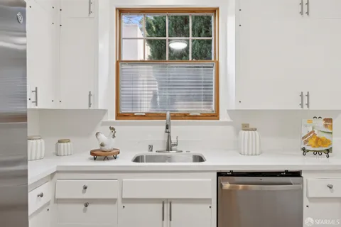 $2,200,000 | 1316 Castillo Avenue, Burlingame, CA 94010