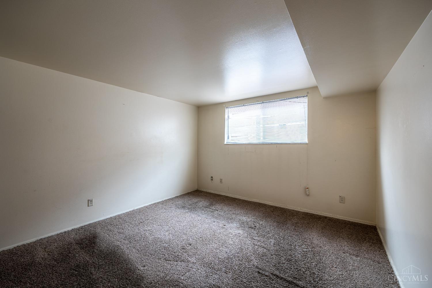 6020 Ridgeacres Drive, Unit A Cincinnati, OH 45237 - Photo 16 of 23
