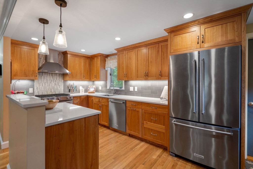 11 Southwick Road North Reading, MA 01864 - Photo 4 of 40 Gallery Image 4