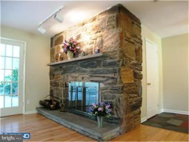 406 Terhune Road Princeton, NJ 08540 - Photo 6 of 18