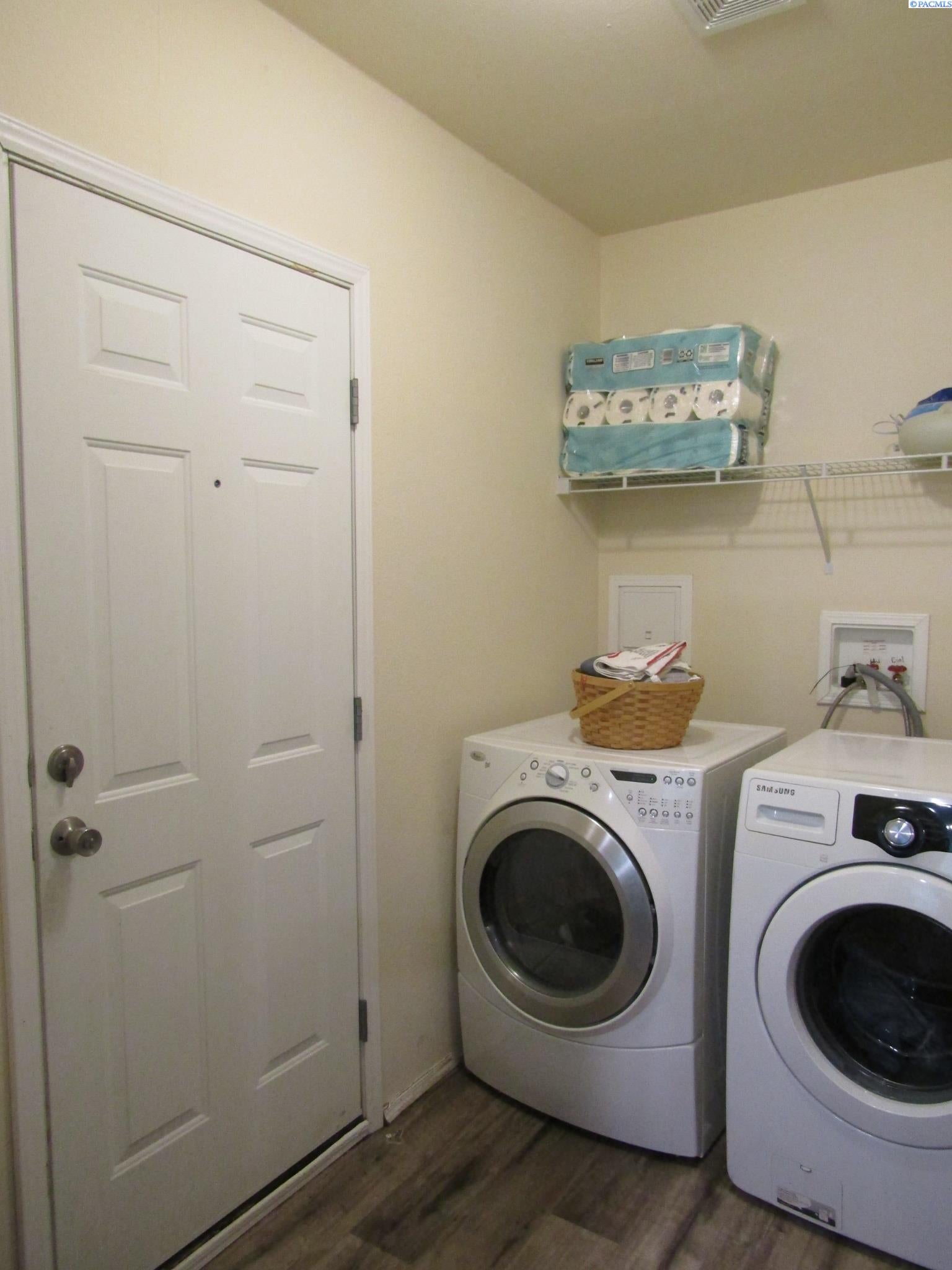200802 East Game Farm Road Kennewick, WA 99337 - Photo 16 of 35 Gallery Image 16