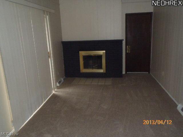6482 State Road, Unit E12 Parma, OH 44134 - Photo 3 of 9