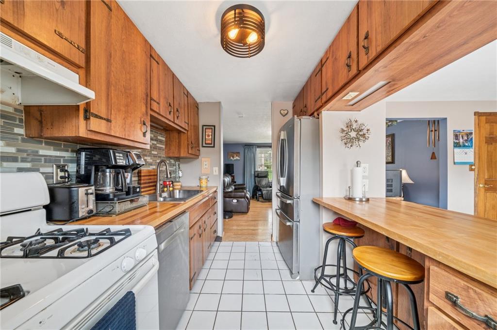 1436 O'Block Road Pittsburgh, PA 15239 - Photo 10 of 33 Gallery Image 10