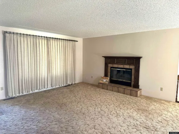 $350,000 | 921 East 22nd Avenue, Torrington, WY 82240