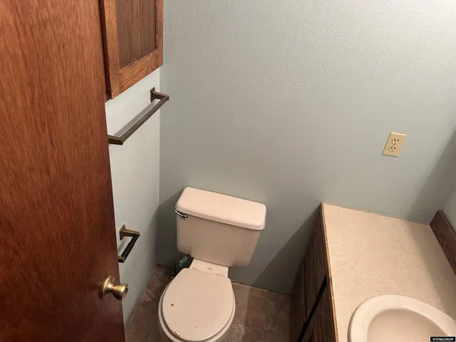 $350,000 | 921 East 22nd Avenue, Torrington, WY 82240