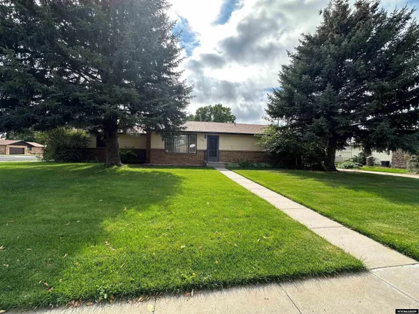 $350,000 | 921 East 22nd Avenue, Torrington, WY 82240