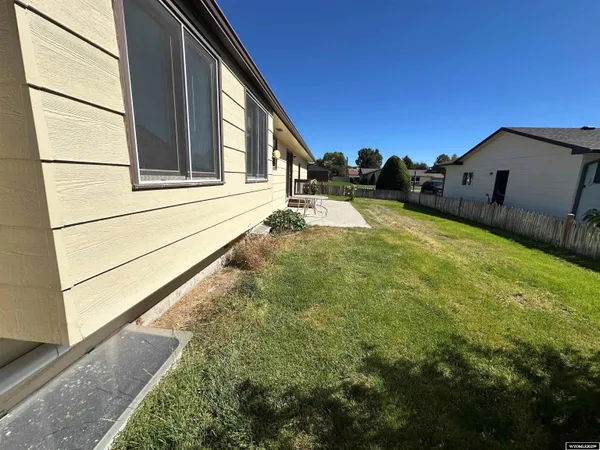 $350,000 | 921 East 22nd Avenue, Torrington, WY 82240