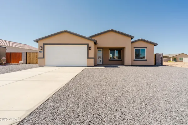 $335,000 | 10199 West Bradshaw Drive, Arizona City, AZ 85123