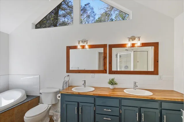 $550,000 | 9084 Ravena Road, Tallahassee, FL 32309