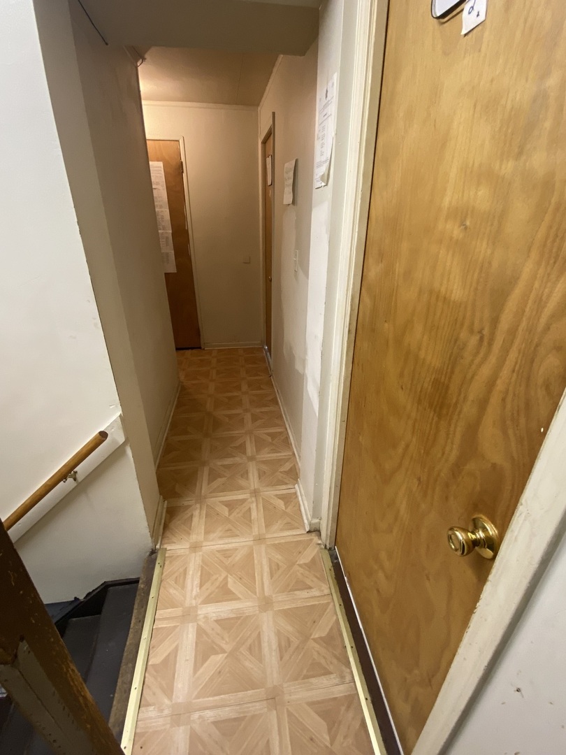 547 West 69th Street Chicago, IL 60621 - Photo 6 of 13