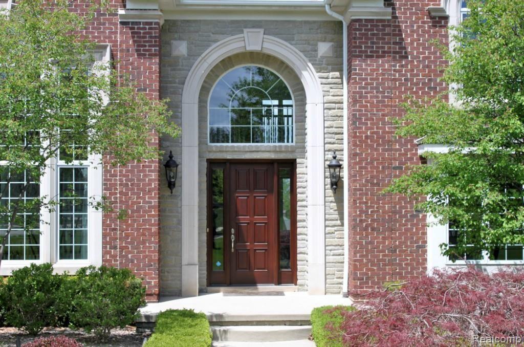 4774 Crestone Way Rochester, MI 48306 - Photo 7 of 88 Brick Limestone and Stone