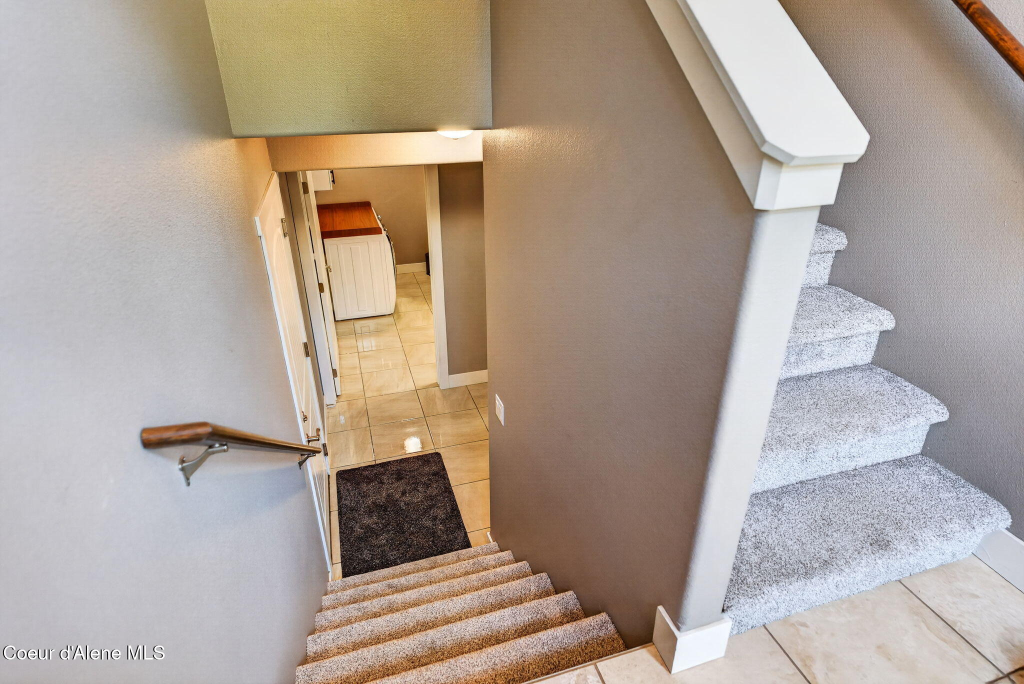 205 Old Farm Road Pinehurst, ID 83850 - Photo 45 of 91 Stairs going down