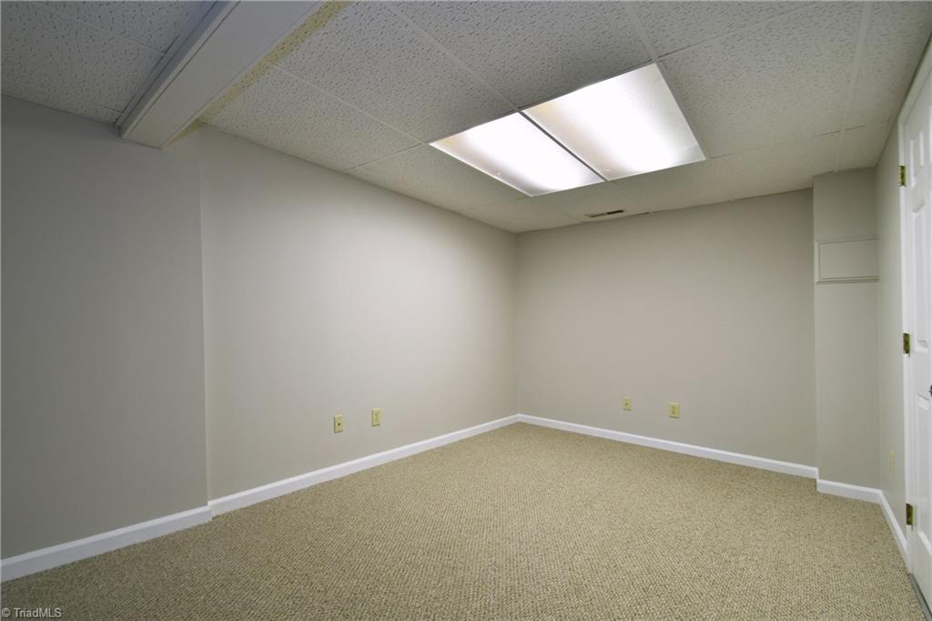 5208 Mountain View Road Northwest Winston-Salem, NC 27104 - Photo 16 of 20 Gallery Image 16