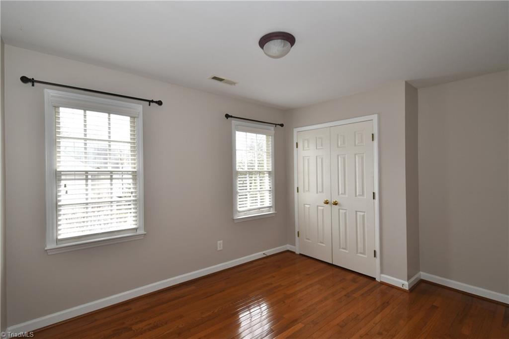 5208 Mountain View Road Northwest Winston-Salem, NC 27104 - Photo 8 of 20 Gallery Image 8