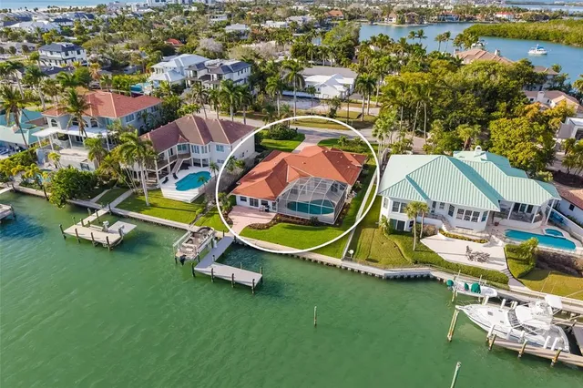 $5,200,000 | 480 Cleveland Drive, Sarasota, FL 34236