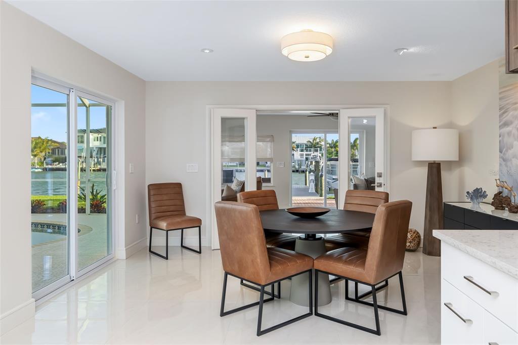 480 Cleveland Drive Sarasota, FL 34236 - Photo 23 of 95