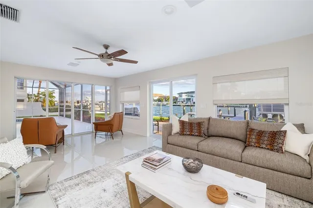 $5,200,000 | 480 Cleveland Drive, Sarasota, FL 34236