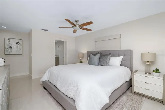 $5,200,000 | 480 Cleveland Drive, Sarasota, FL 34236