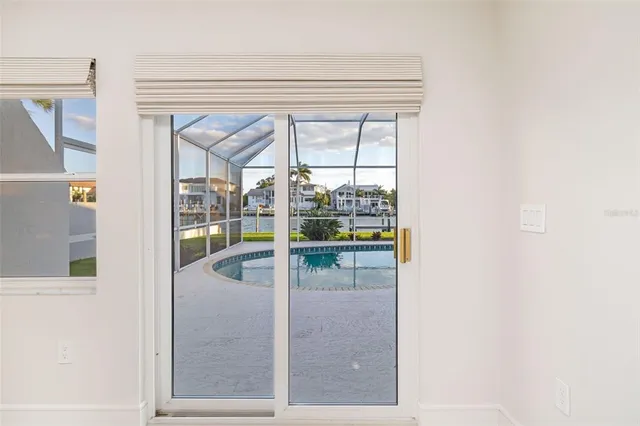 $5,200,000 | 480 Cleveland Drive, Sarasota, FL 34236