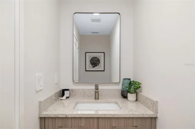 $5,200,000 | 480 Cleveland Drive, Sarasota, FL 34236