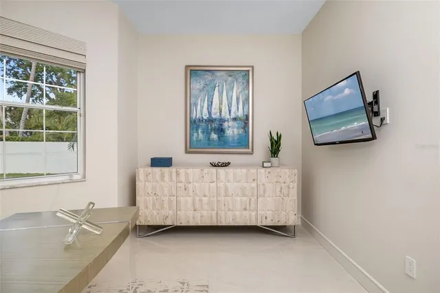 $5,200,000 | 480 Cleveland Drive, Sarasota, FL 34236