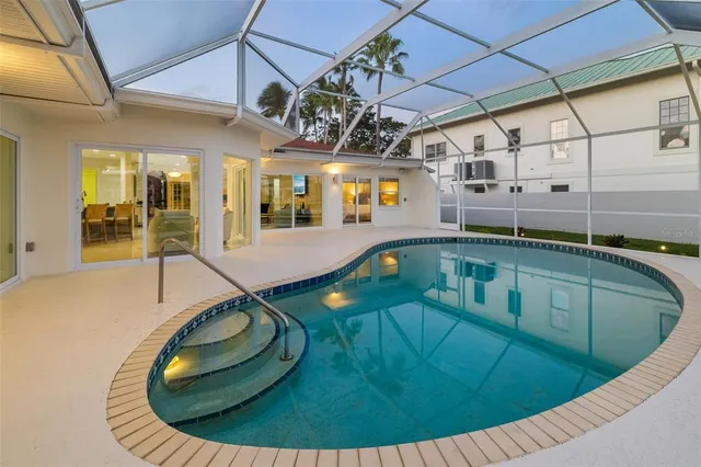 $5,200,000 | 480 Cleveland Drive, Sarasota, FL 34236