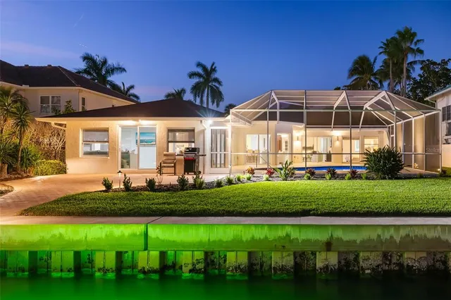 $5,200,000 | 480 Cleveland Drive, Sarasota, FL 34236