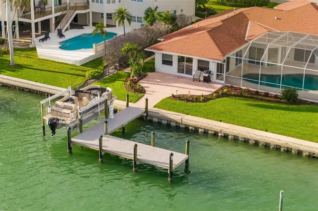 $5,200,000 | 480 Cleveland Drive, Sarasota, FL 34236
