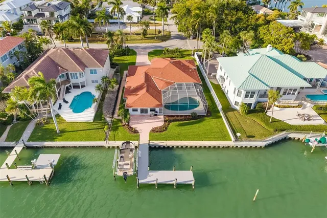$5,200,000 | 480 Cleveland Drive, Sarasota, FL 34236