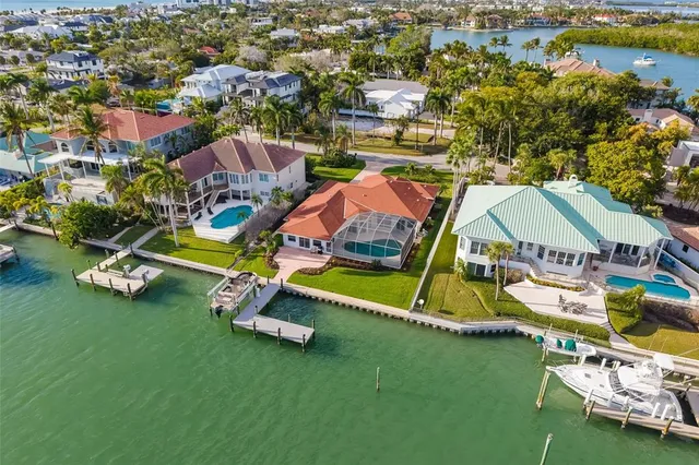 $5,200,000 | 480 Cleveland Drive, Sarasota, FL 34236