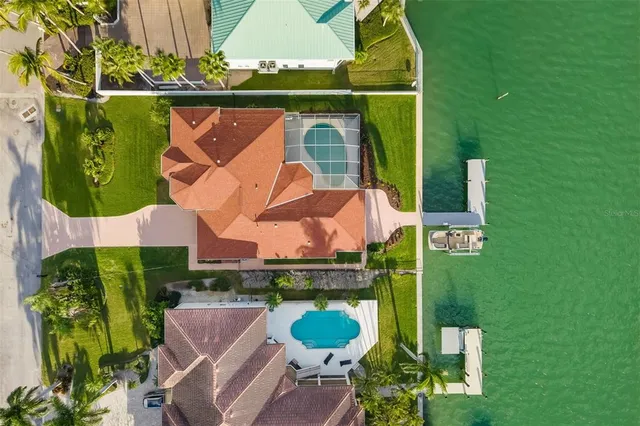 $5,200,000 | 480 Cleveland Drive, Sarasota, FL 34236