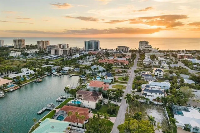 $5,200,000 | 480 Cleveland Drive, Sarasota, FL 34236