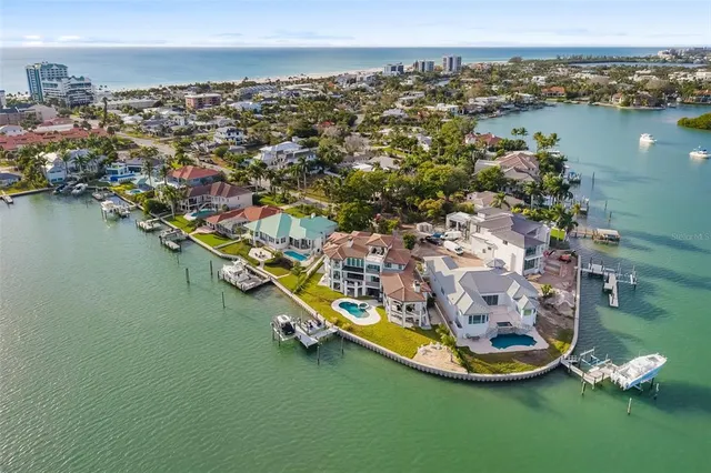 $5,200,000 | 480 Cleveland Drive, Sarasota, FL 34236