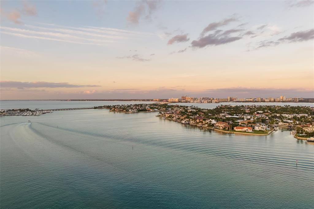 480 Cleveland Drive Sarasota, FL 34236 - Photo 84 of 95