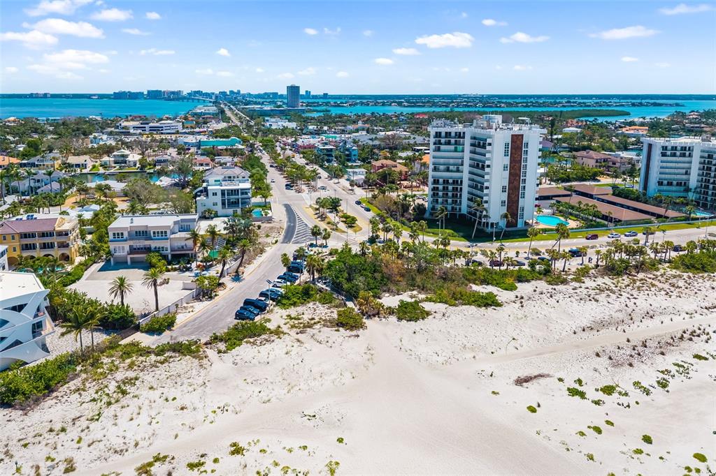 480 Cleveland Drive Sarasota, FL 34236 - Photo 86 of 95