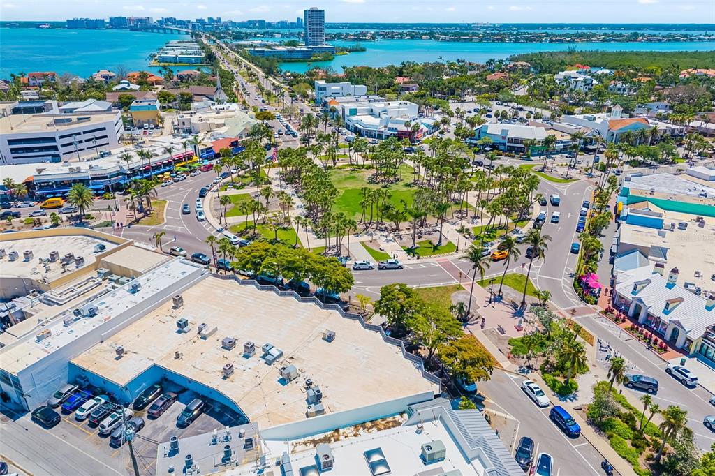 480 Cleveland Drive Sarasota, FL 34236 - Photo 87 of 95