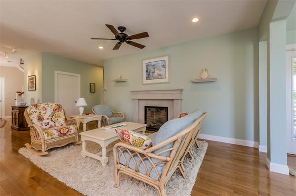 2 R Doanne Road Gloucester, MA 01930 - Photo 6 of 30 Gallery Image 6