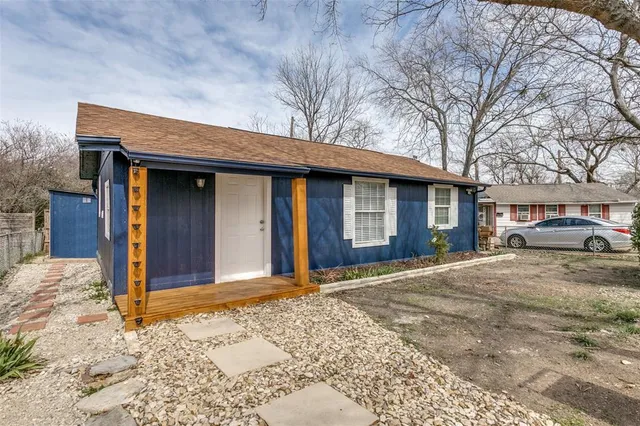 $180,000 | 237 Conner Plaza, Lewisville, TX 75057