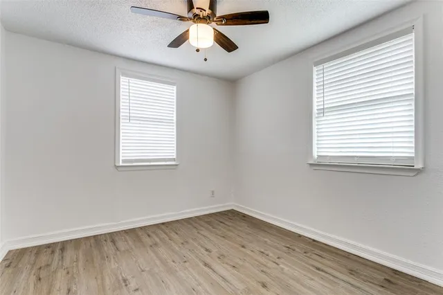 $180,000 | 237 Conner Plaza, Lewisville, TX 75057