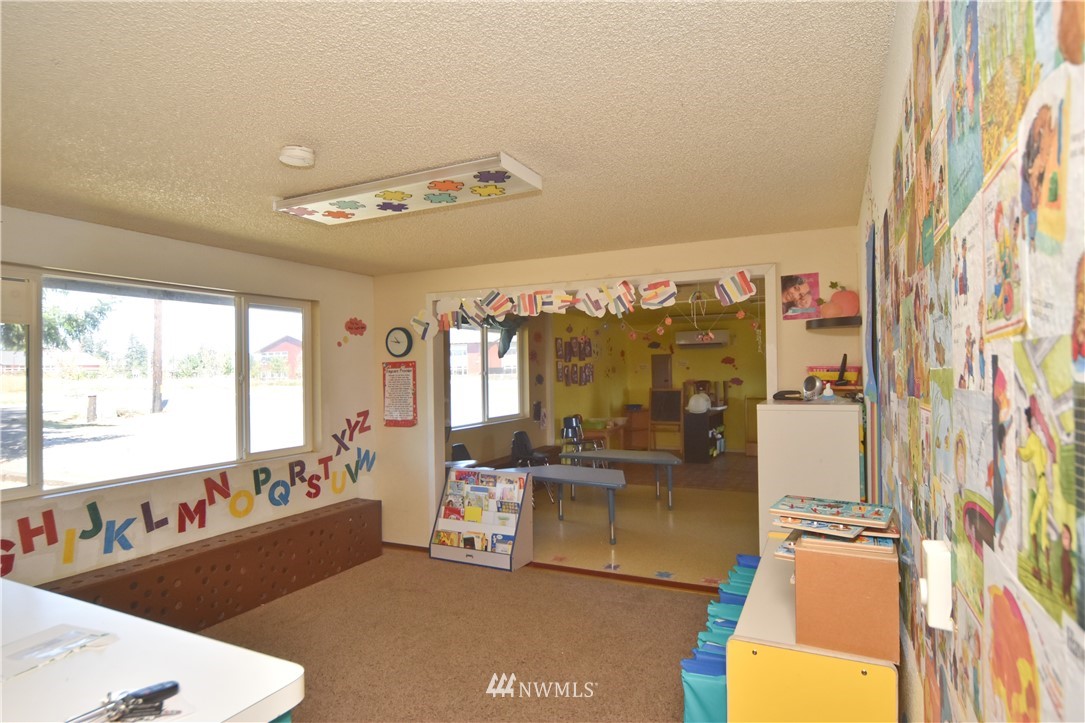 1319 Bishop Road Chehalis, WA 98532 - Photo 3 of 18