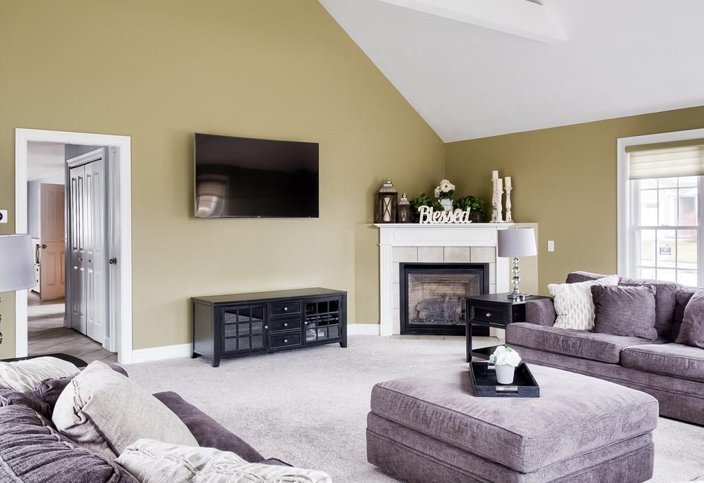 27 Marjorie Lane Rutland, MA 01543 - Photo 4 of 30 Gallery Image 4