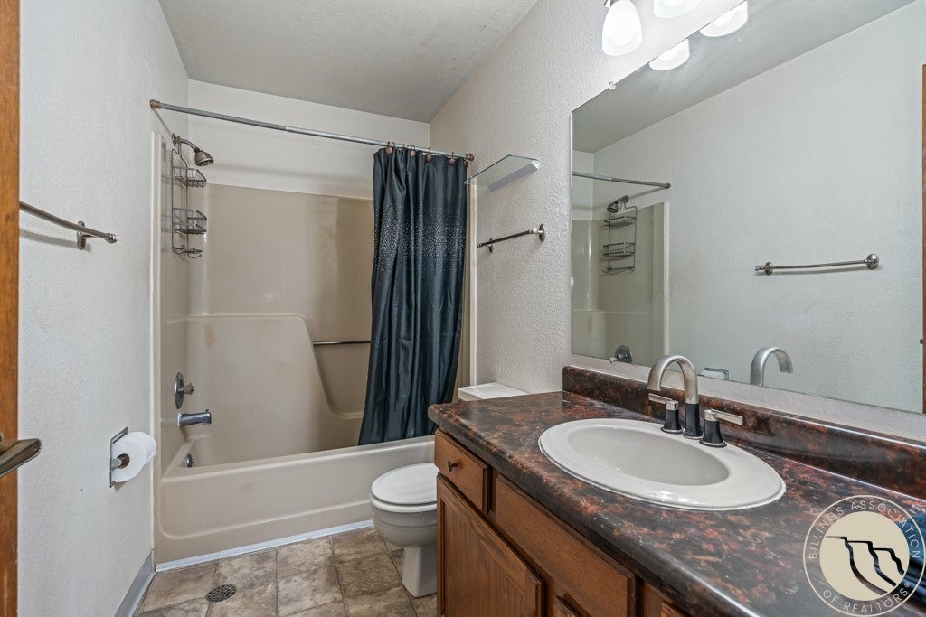 2225 Monad Road, Unit 2 Billings, MT 59102 - Photo 14 of 25 Full Bath