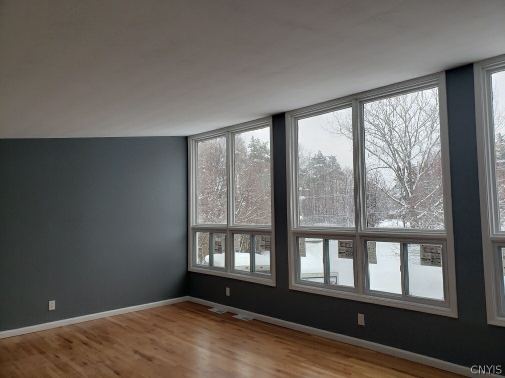 4479 Broad Road Onondaga, NY 13215 - Photo 4 of 22