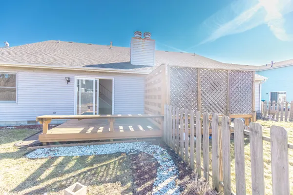 $1,900 | 1215 Sturdy Road, Valparaiso, IN 46383