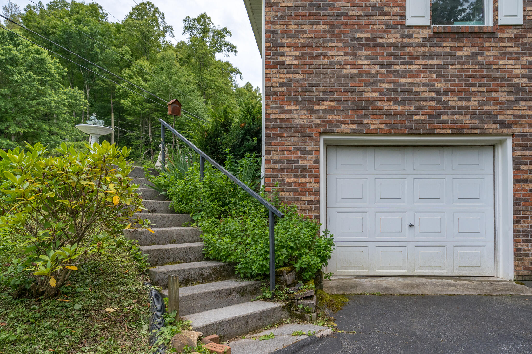 116 Barnett Hollow Road Erwin, TN 37650 - Photo 8 of 57 116 Barnett Hollow Rd (8 of 57)