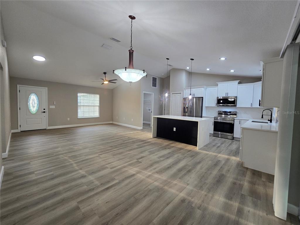 203 Emerald Road Ocala, FL 34472 - Photo 12 of 43