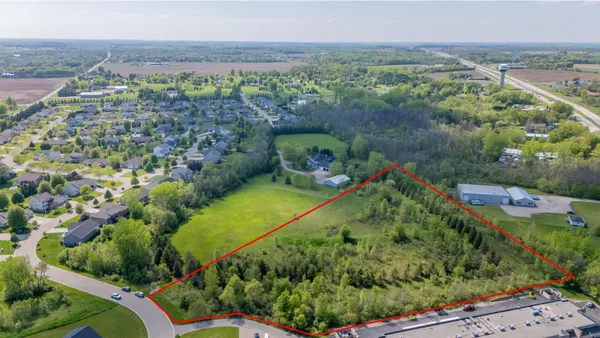 $385,000 | Fox Hollow Lane, Unit 2, Greenville, WI 54942
