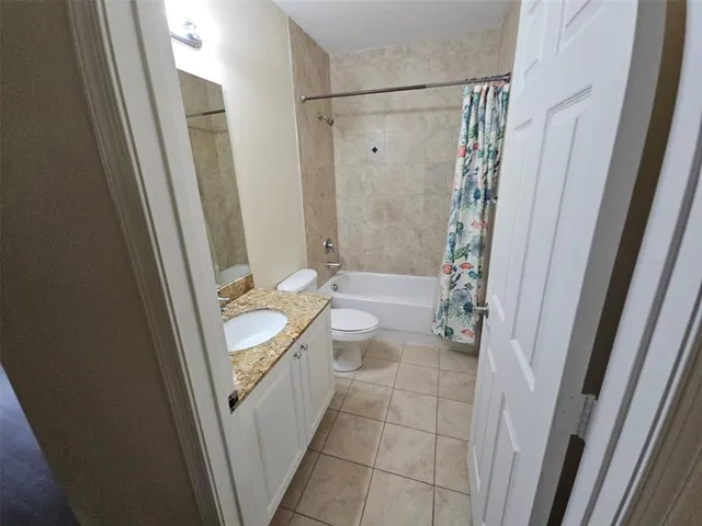 $3,000 | 6185 Laurel Lane, Unit B, Tamarac, FL 33319